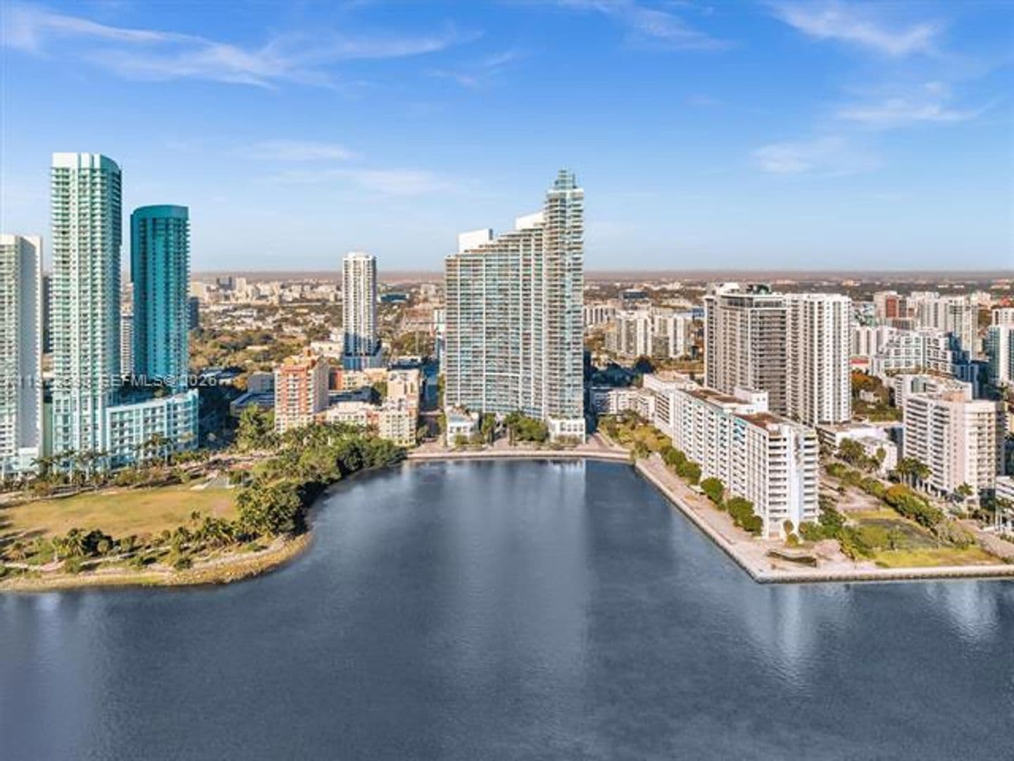Miami Condo: 2020 N Bayshore Dr, cu-3303