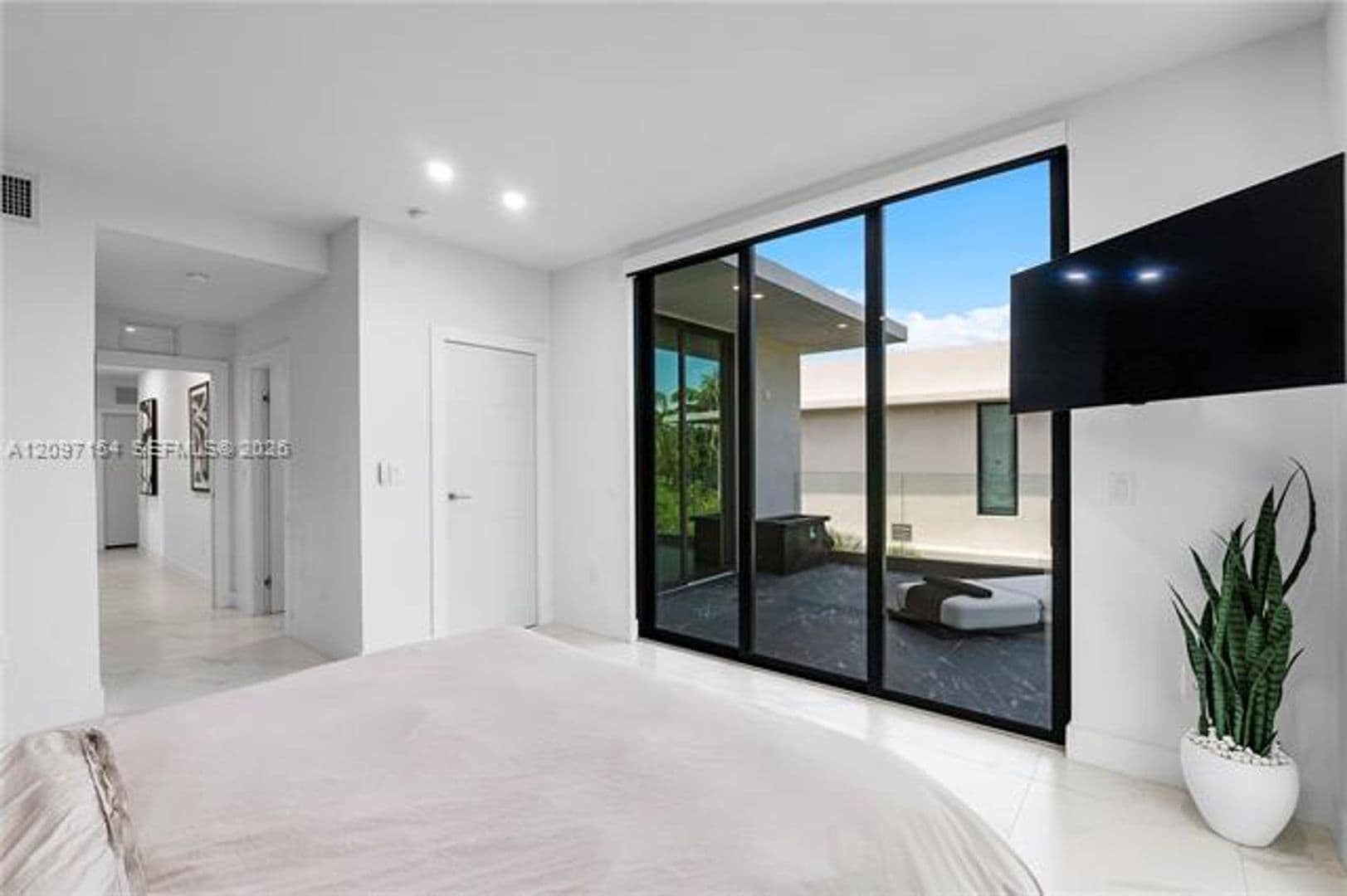Miami Beach House: 4364 Alton Rd # 4364