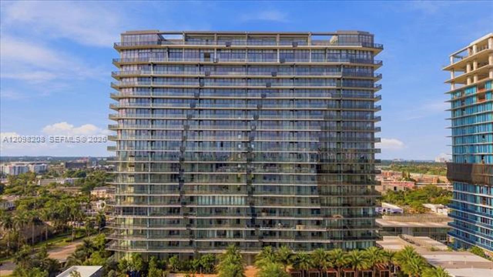 Hallandale Beach Condo: 1170 E Hallandale cu-2109
