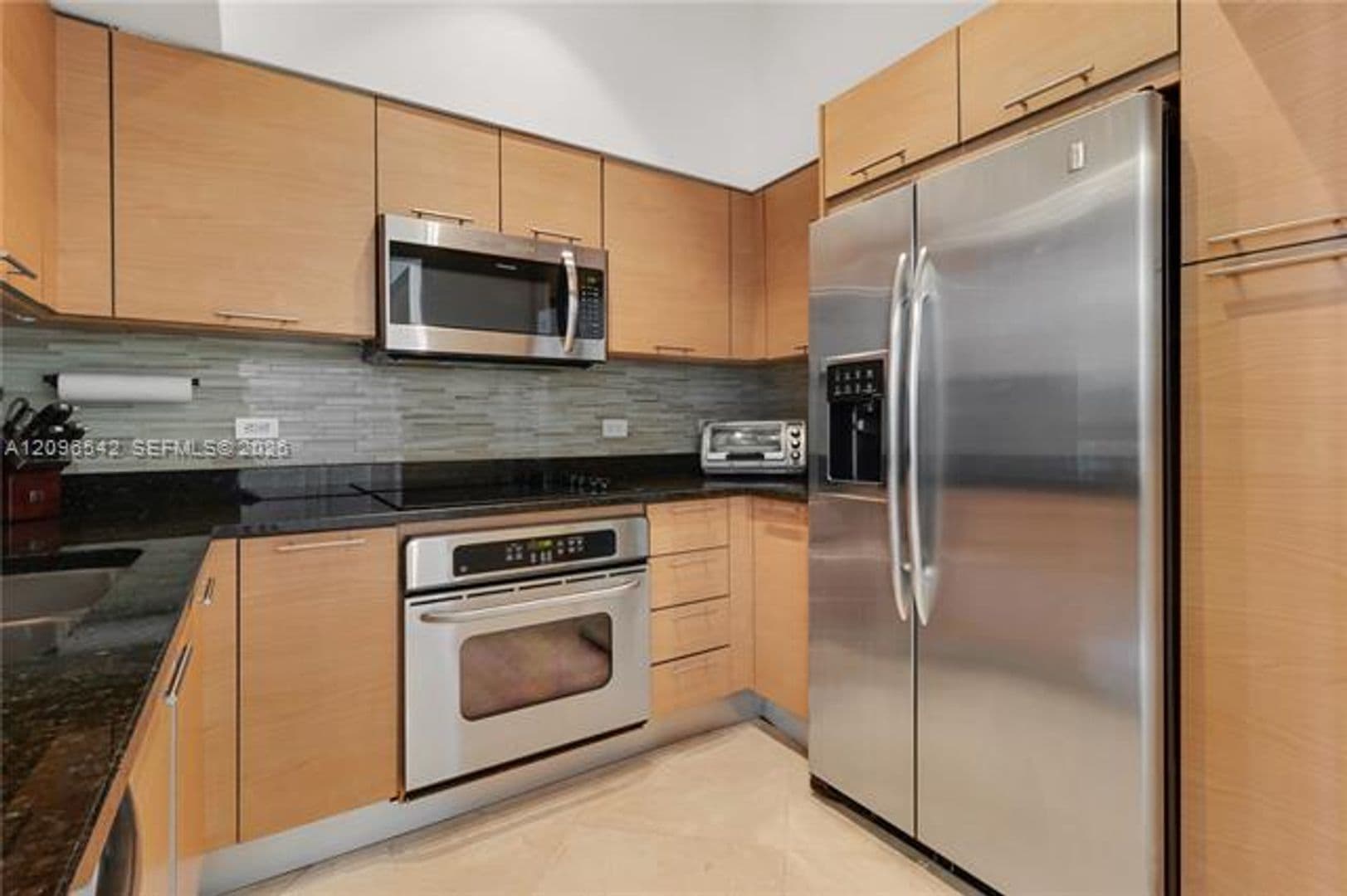 Miami Condo: 31 SE 5th St cu-4314