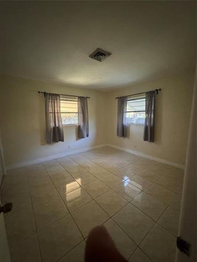 Plantation House: 5691 SW 1st St # 5691