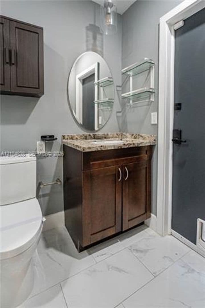 Plantation House: 5250 SW 4th Ct # 5250