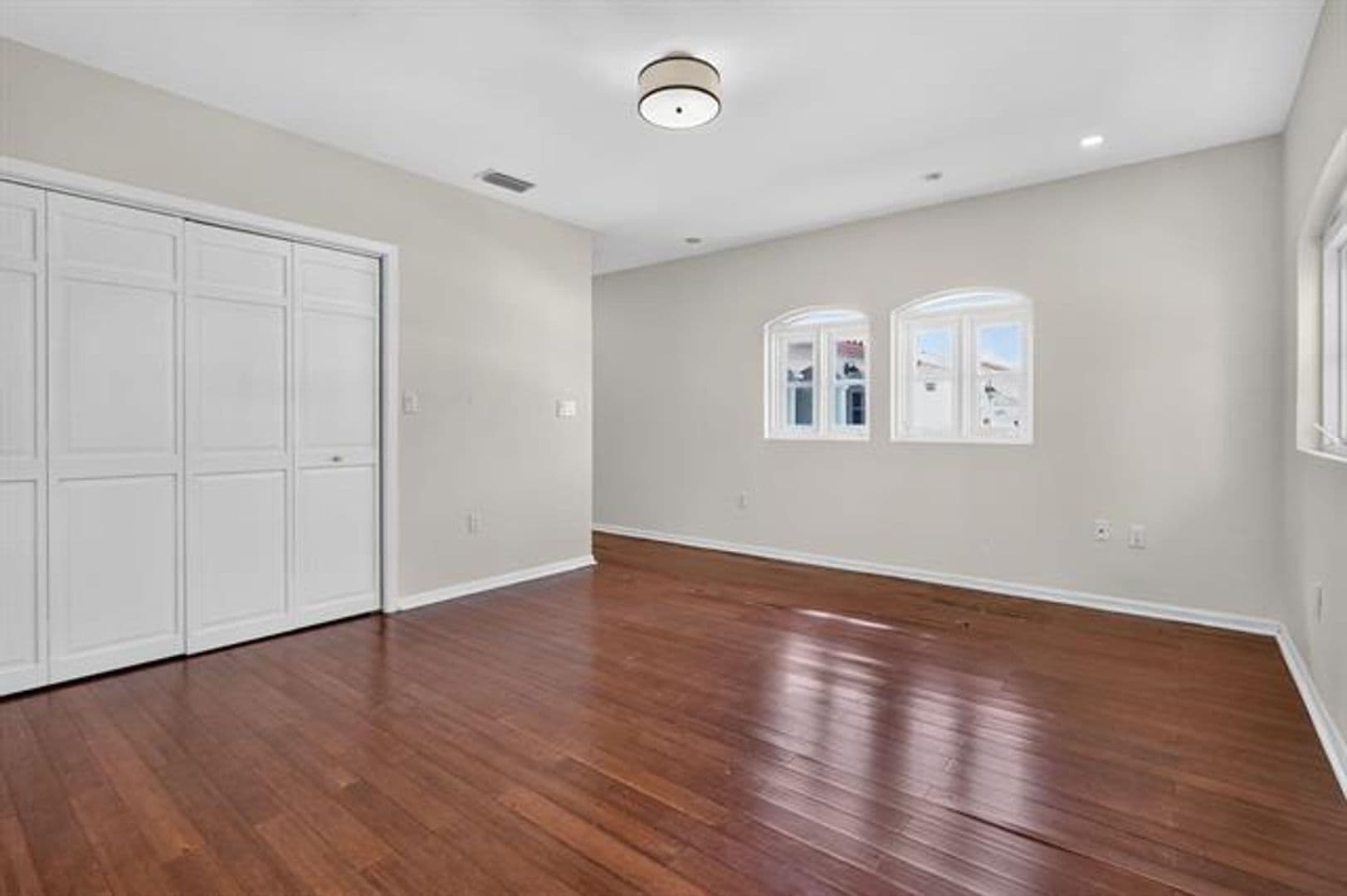 North Bay Village House: 7500 W Treasure Dr # 7500
