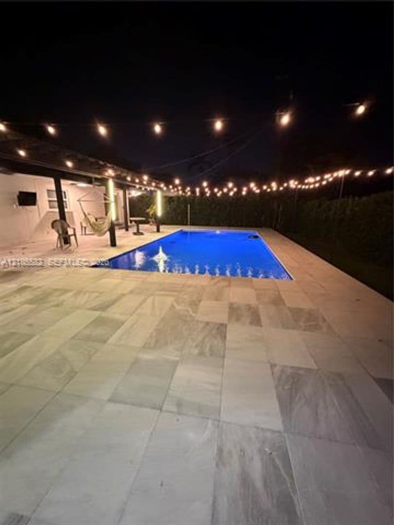 Miami House: 2215 NE 204th St # 2215