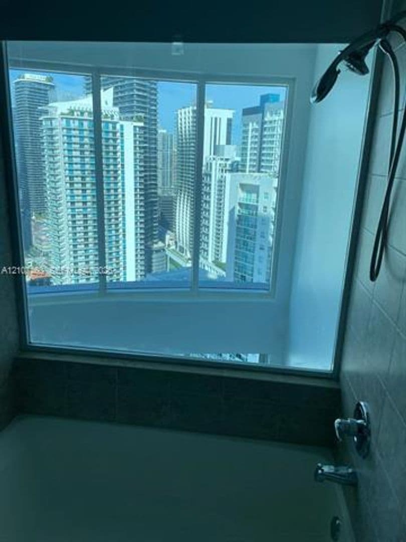 Miami Condo: 60 SW 13th St cu-3426