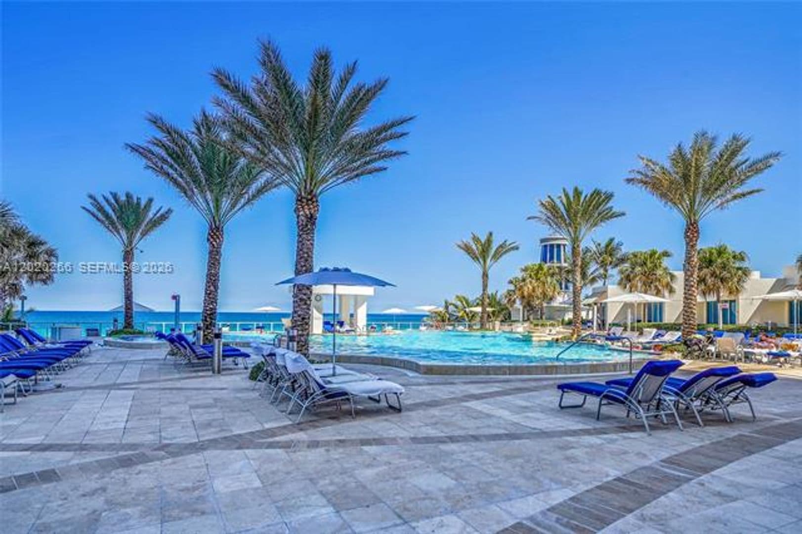 Hollywood Condo: 3101 S Ocean Dr cu-701