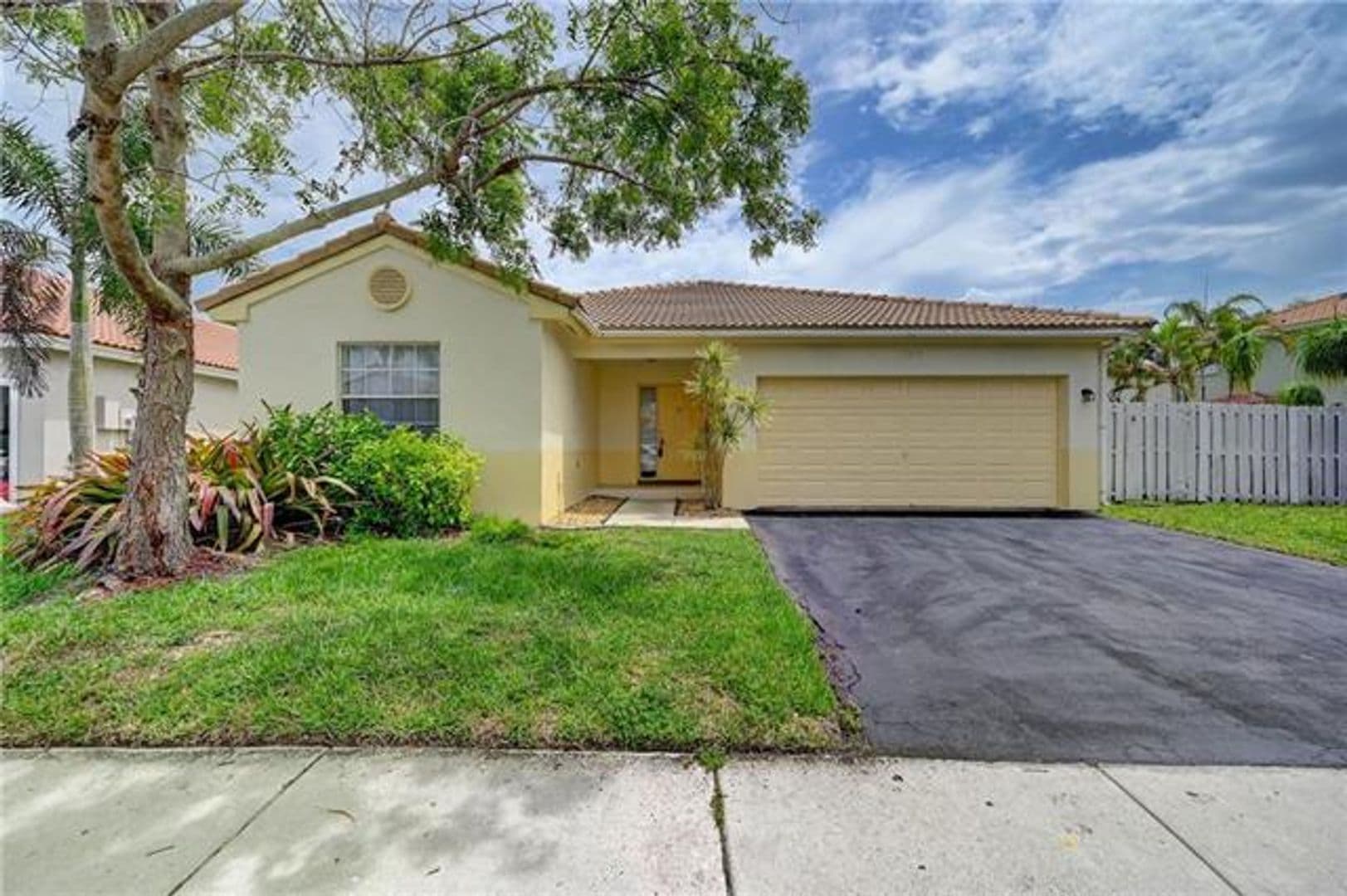 Sunrise House: 13348 NW 13th St # 13348