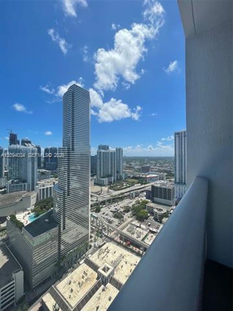 Miami Condo: 151 SE 1st St cu-3307