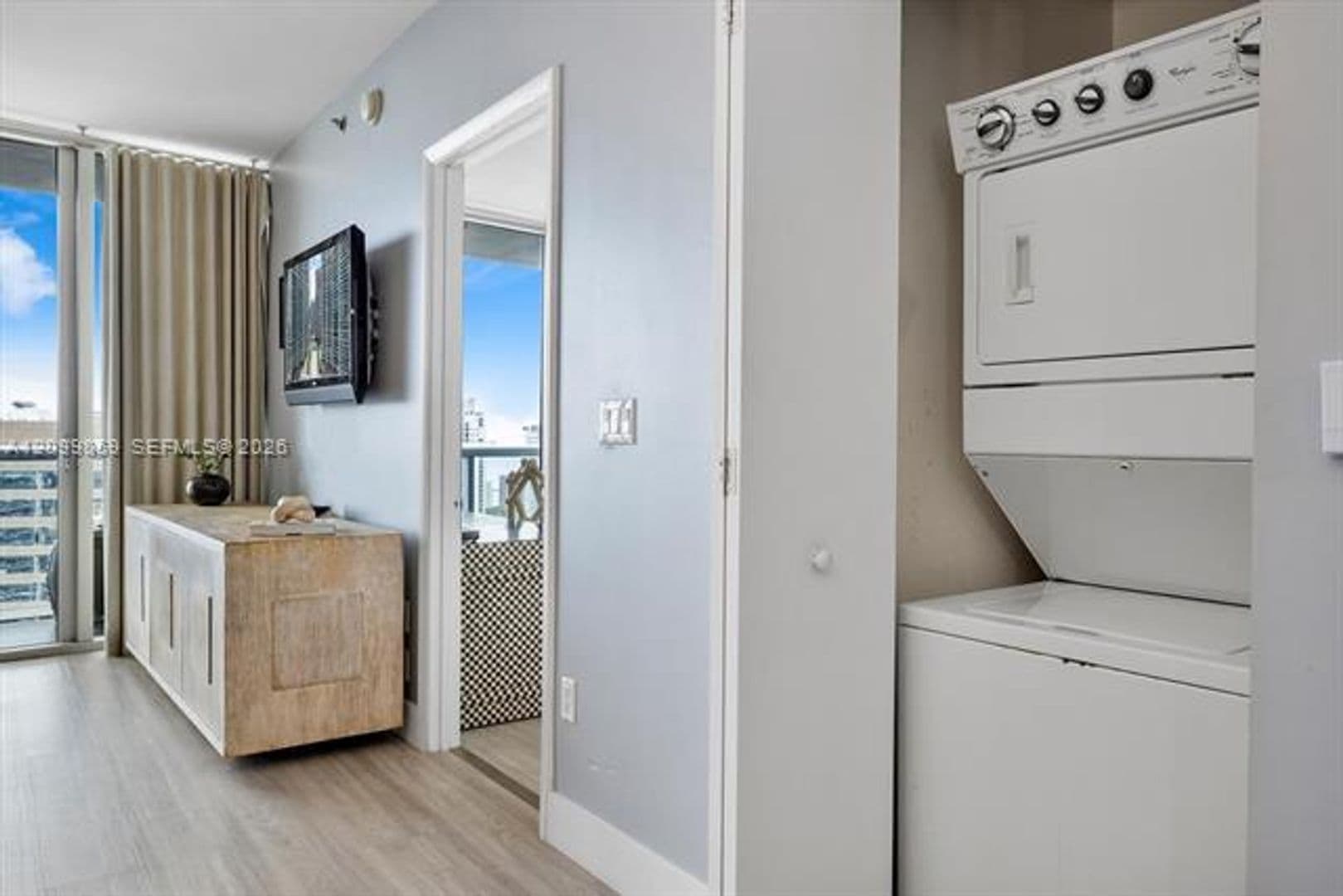 Miami Condo: 485 Brickell Ave cu-4309