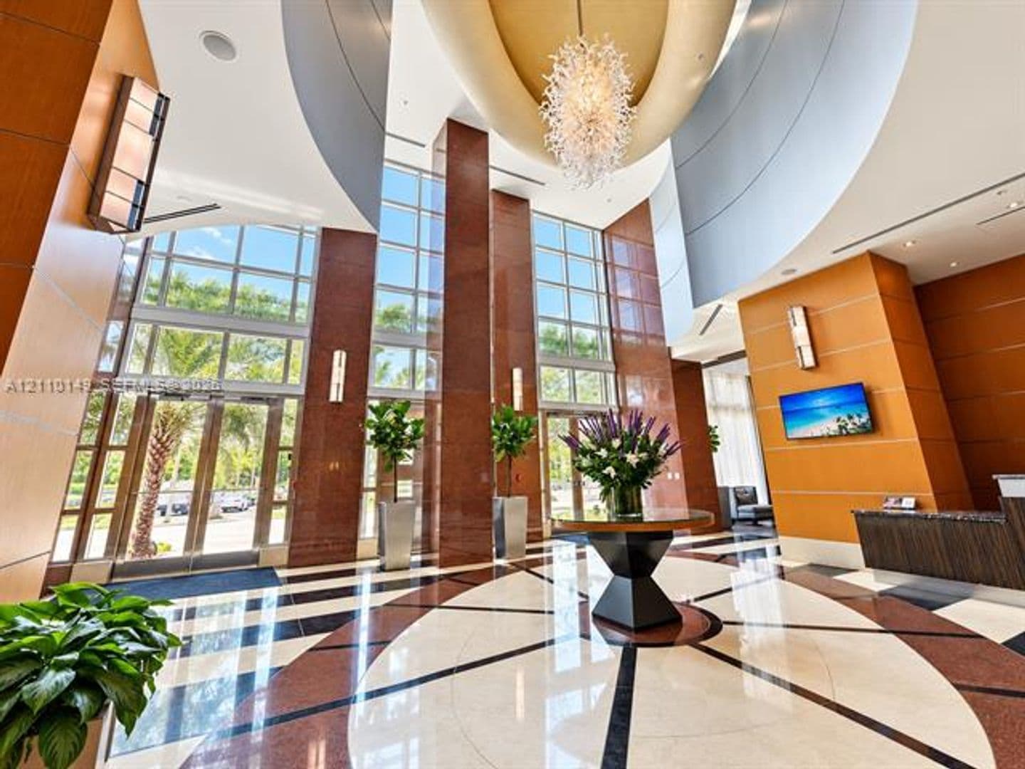 Miami Condo: 244 Biscayne Blvd cu-2405