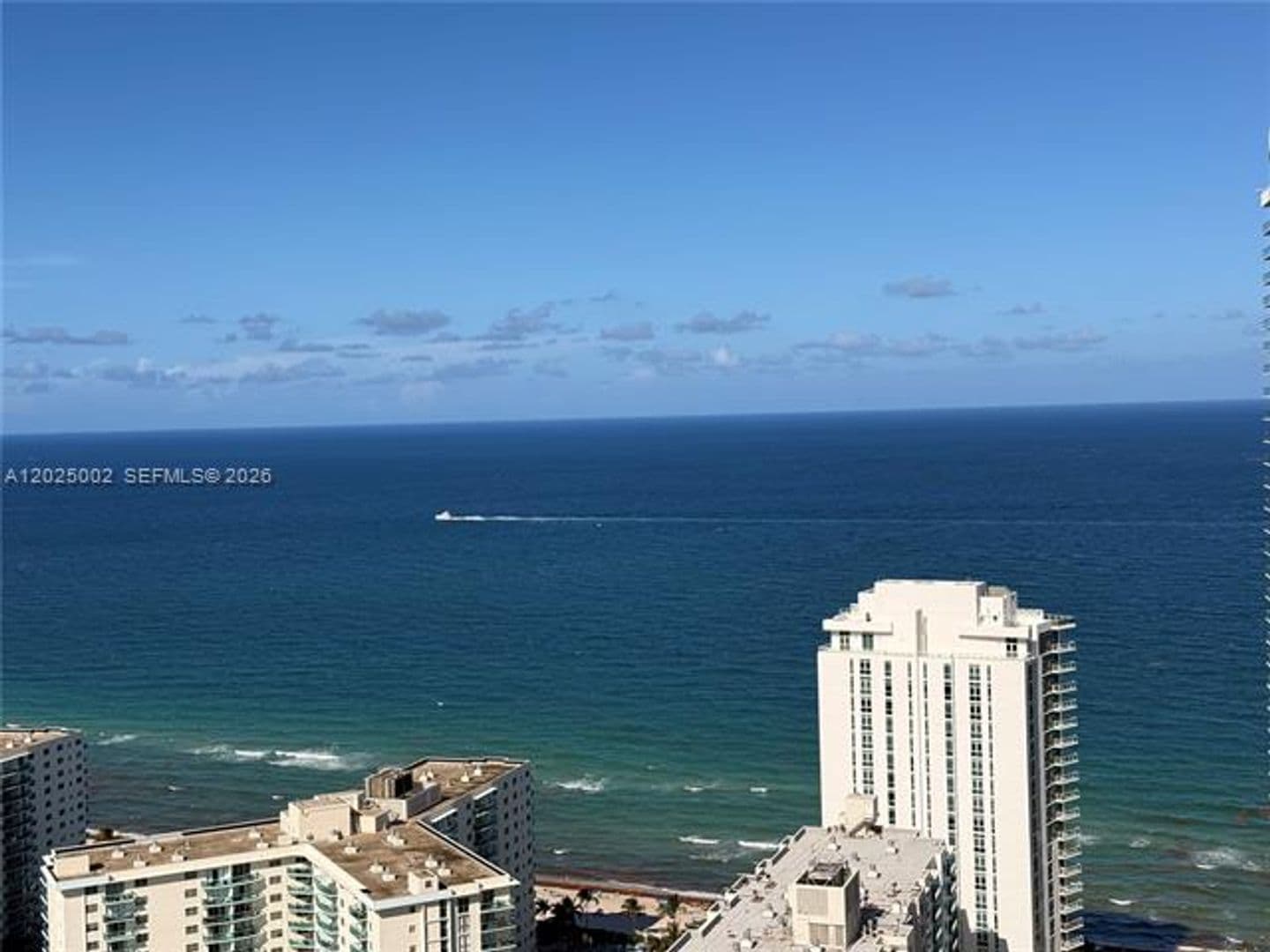 Hollywood Condo: 4010 S Ocean Dr cu-T3509