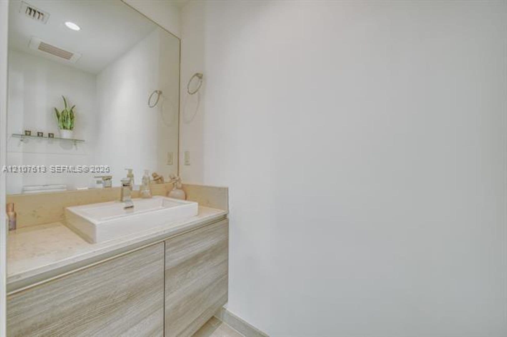 Miami Condo: 1080 Brickell Ave cu-3802