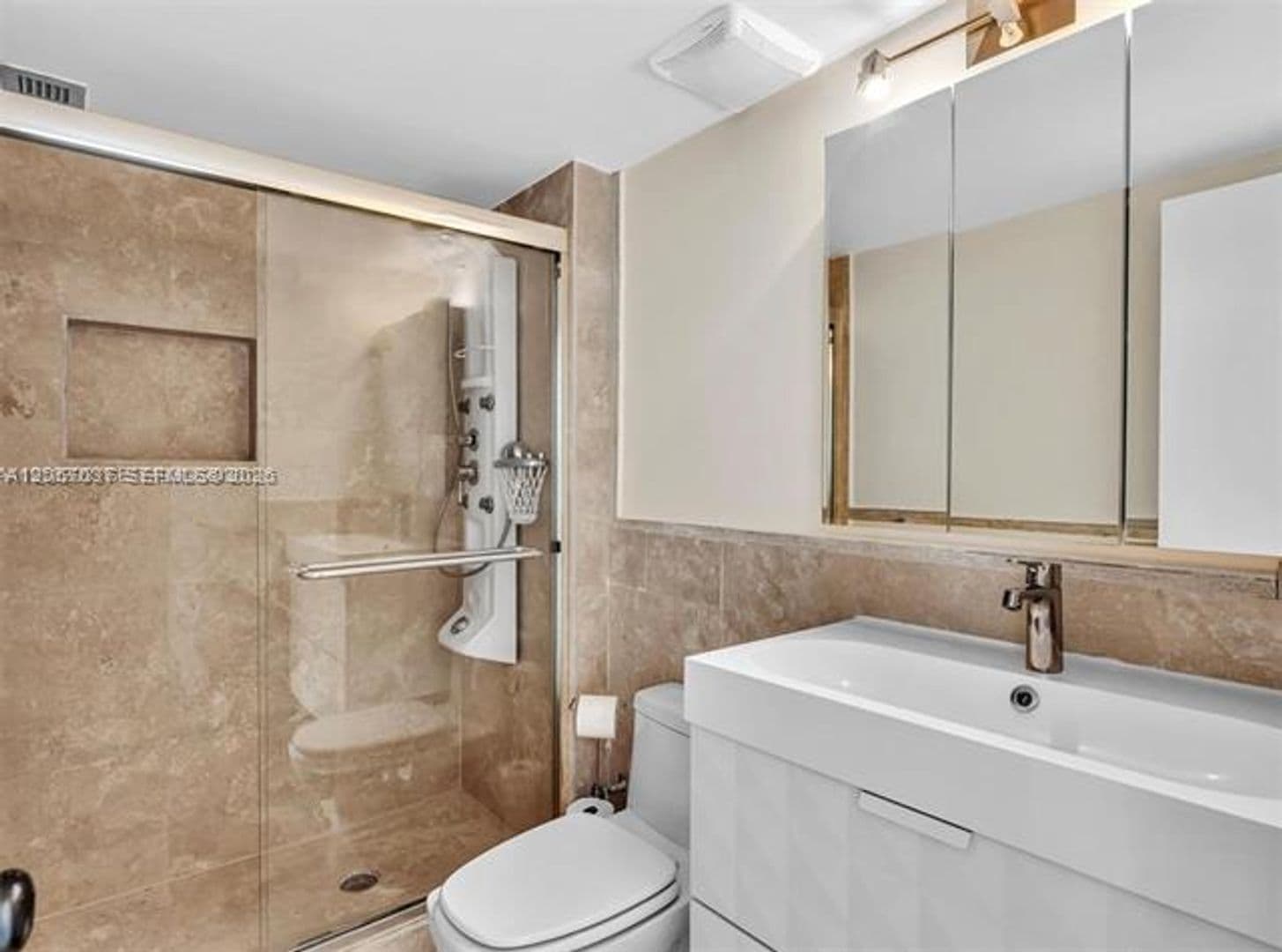 Hallandale Beach Condo: 3140 S Ocean Dr cu-206