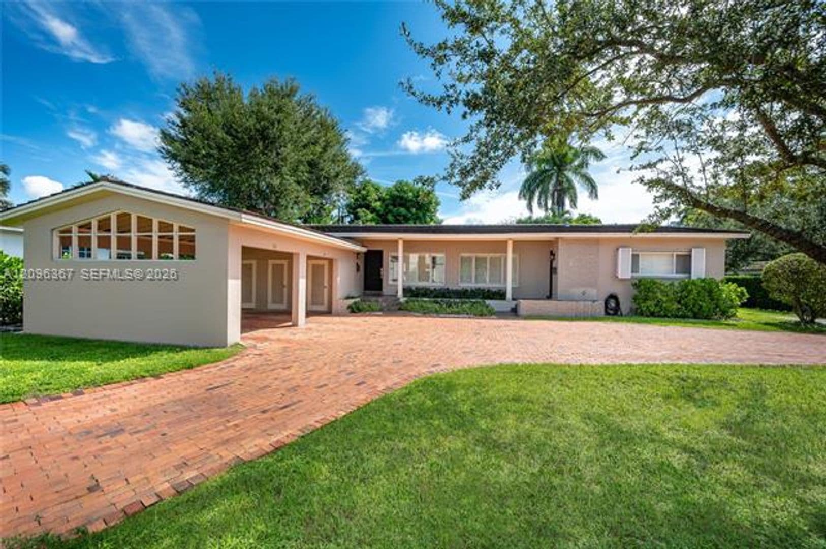 Coral Gables House: 3635 S Le Jeune Rd cu-3635