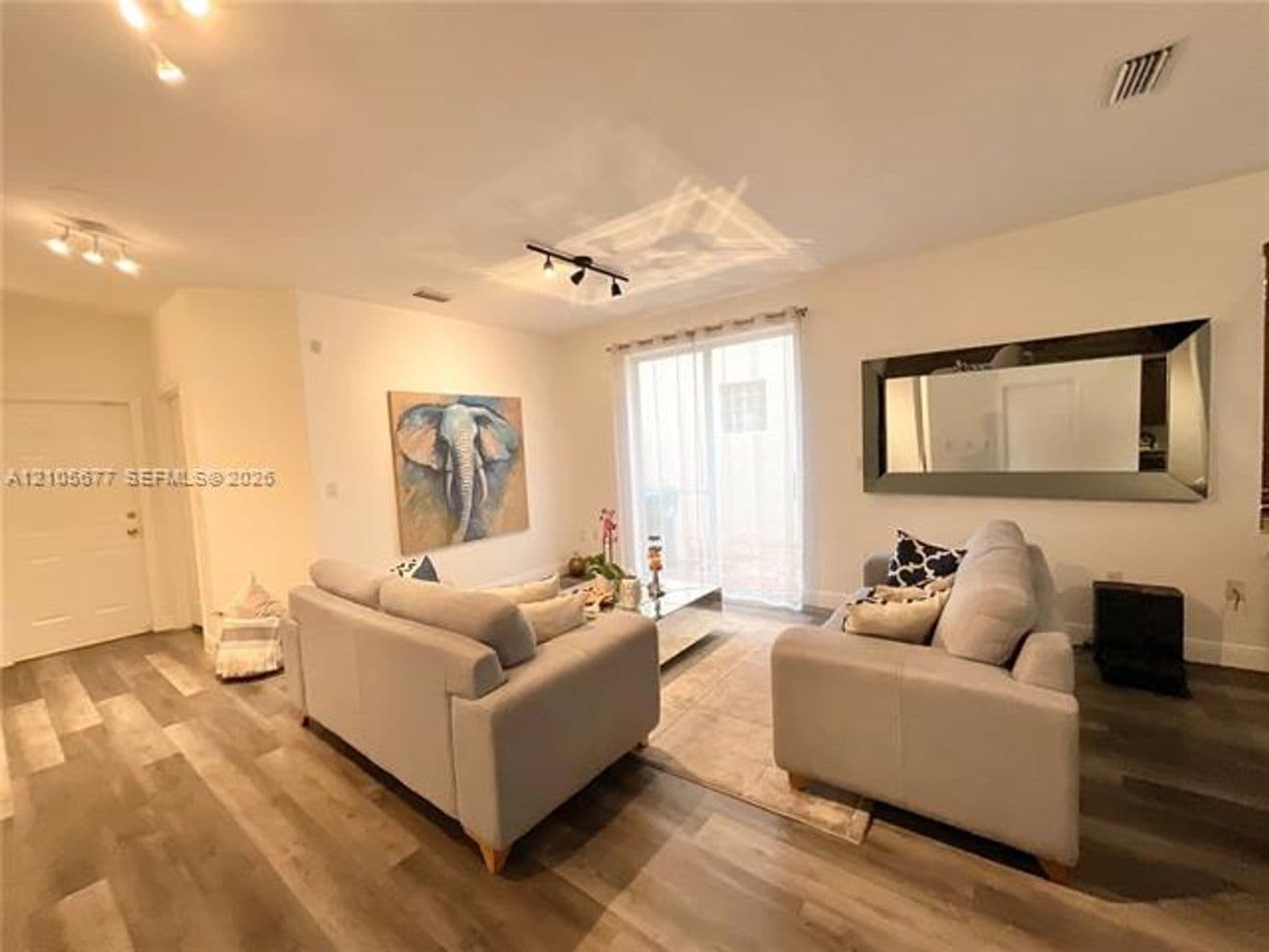 Doral House: 11320 NW 43rd Ter # 11320