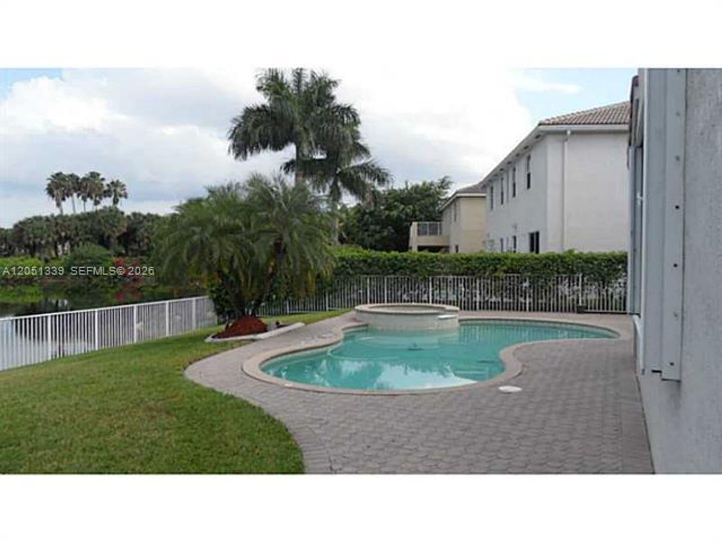 Miramar House: 2101 SW 176 Av # 2101