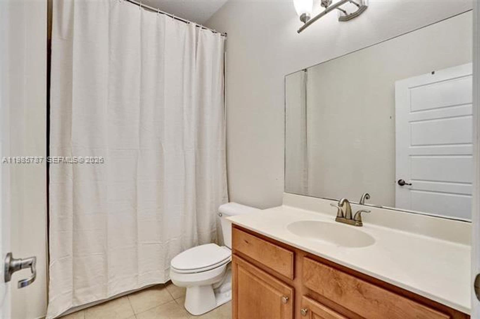 Miami House: 760 NE 193rd Ter # 760