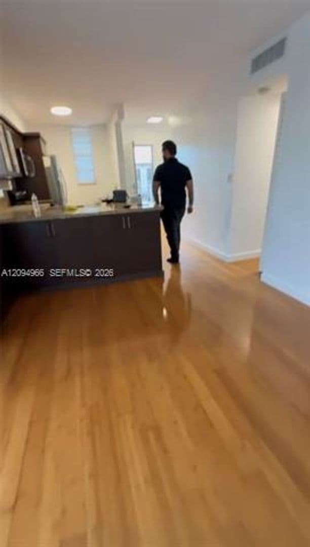 Miami Condo: 680 NE 64th St cu-APH8