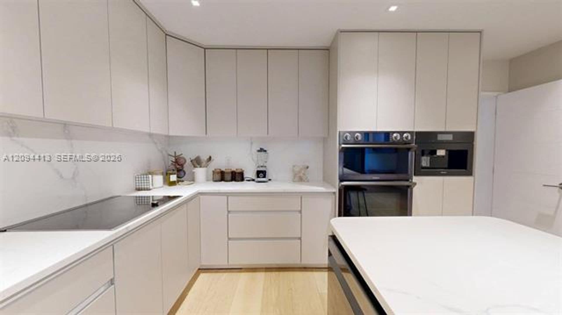 Miami House: 1277 SW 19th St # 1277