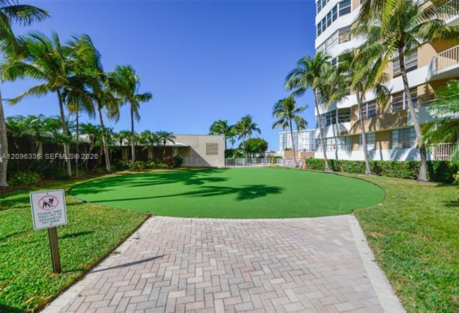 Hallandale Beach Condo: 1980 S Ocean Dr cu-18D
