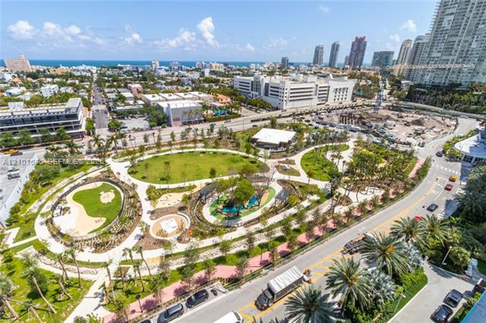 Miami Beach Condo: 650 West Ave cu-1708