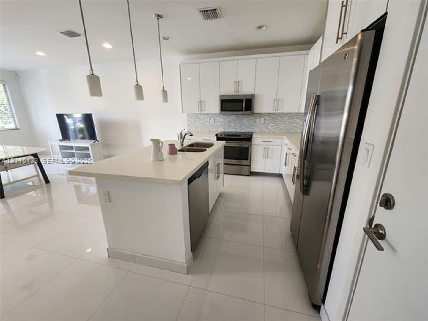 Miami Townhome: 2630 NE 213th St th 100