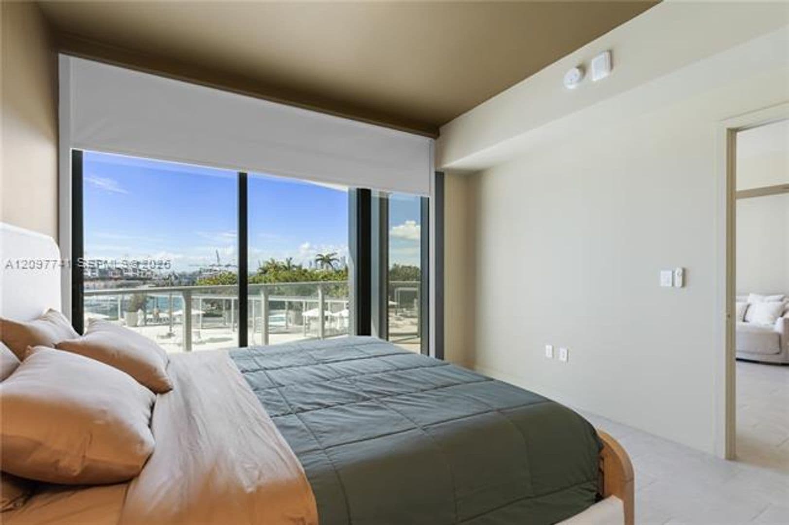 Miami Beach Condo: 500 Alton Rd cu-802