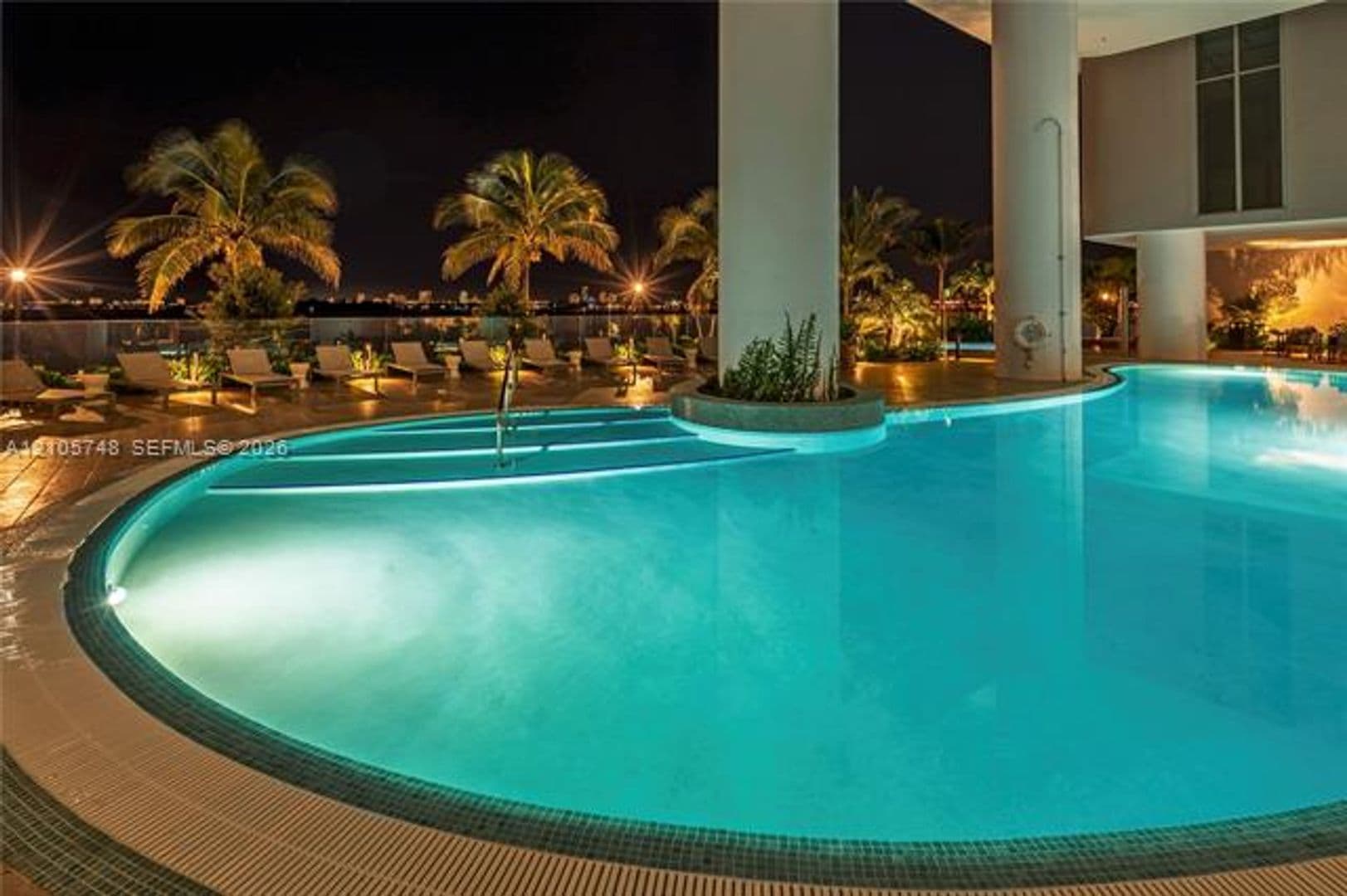 Miami Condo: 725 NE 24 cu-5401