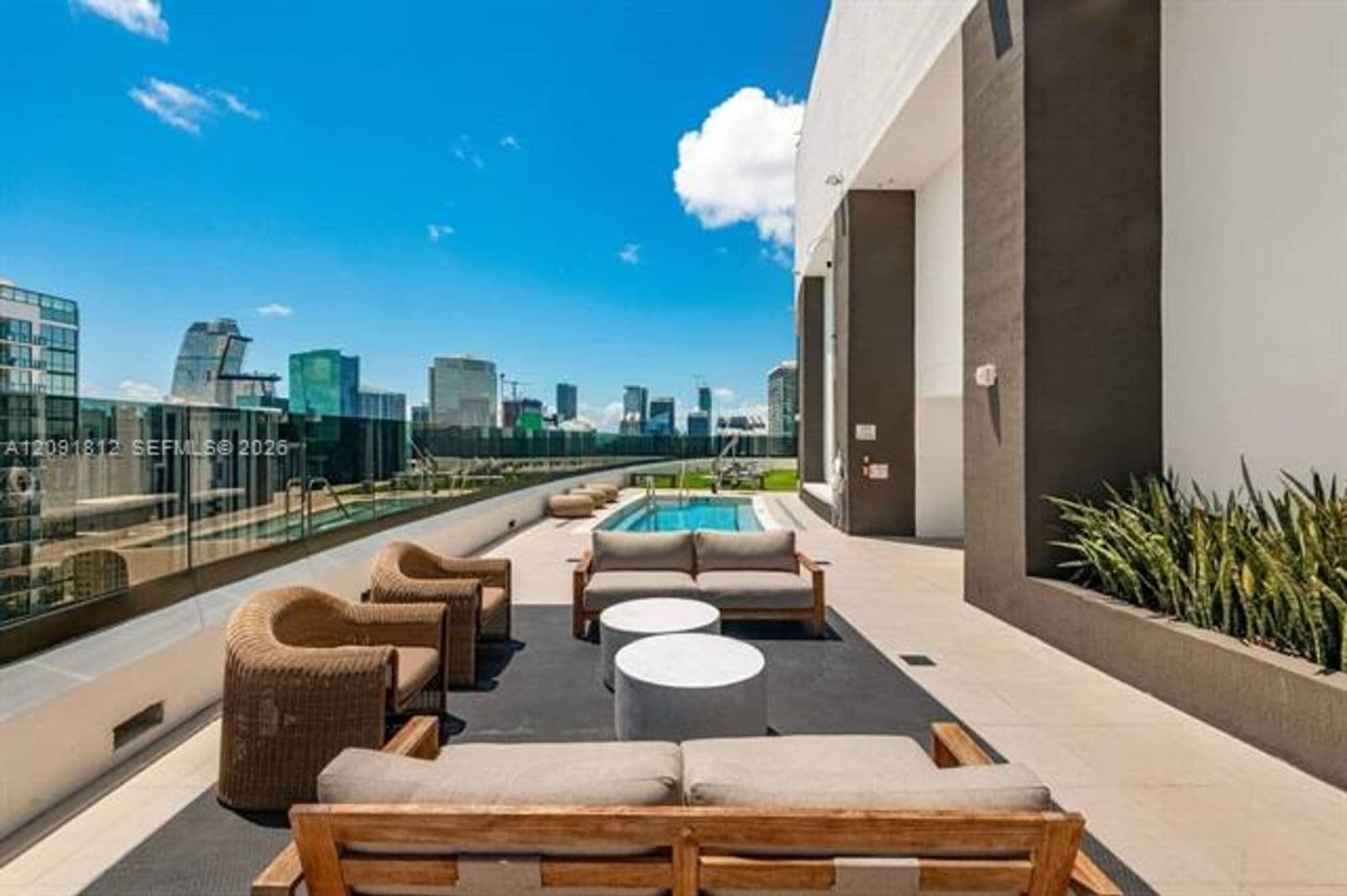 Miami Condo: 225 2nd St cu-3102