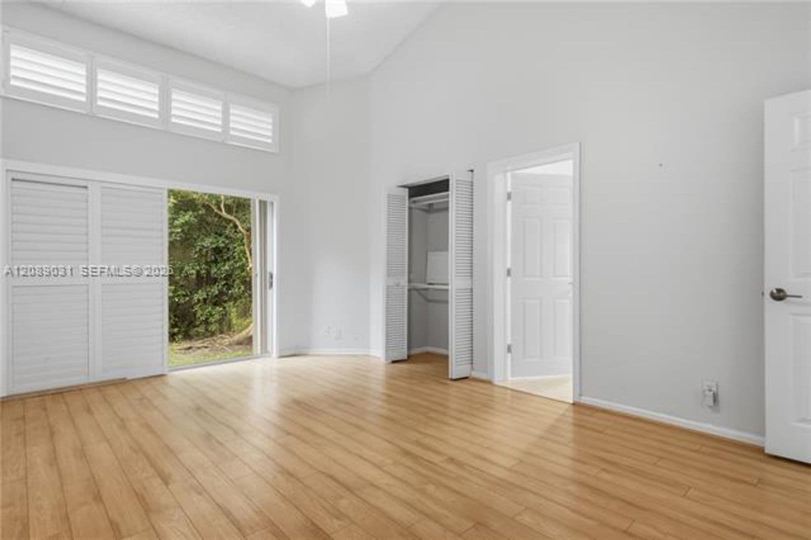 Plantation House: 10000 NW 4th St # 10000