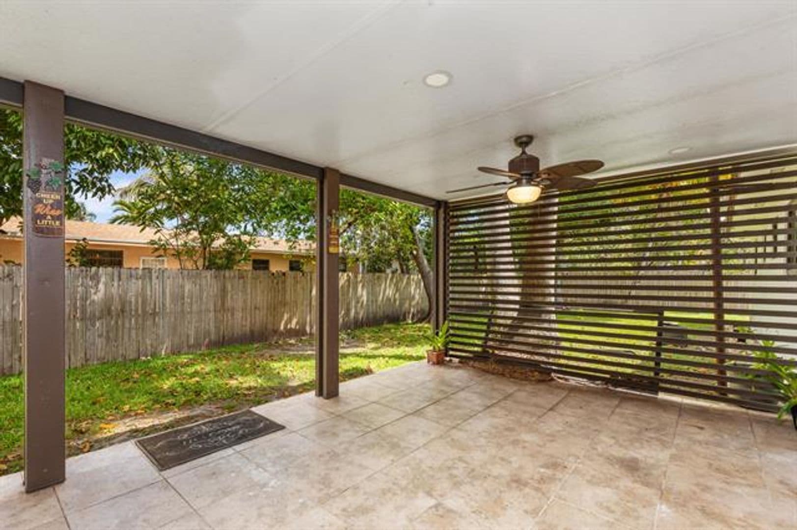 Miami House: 475 NE 113th St # 475