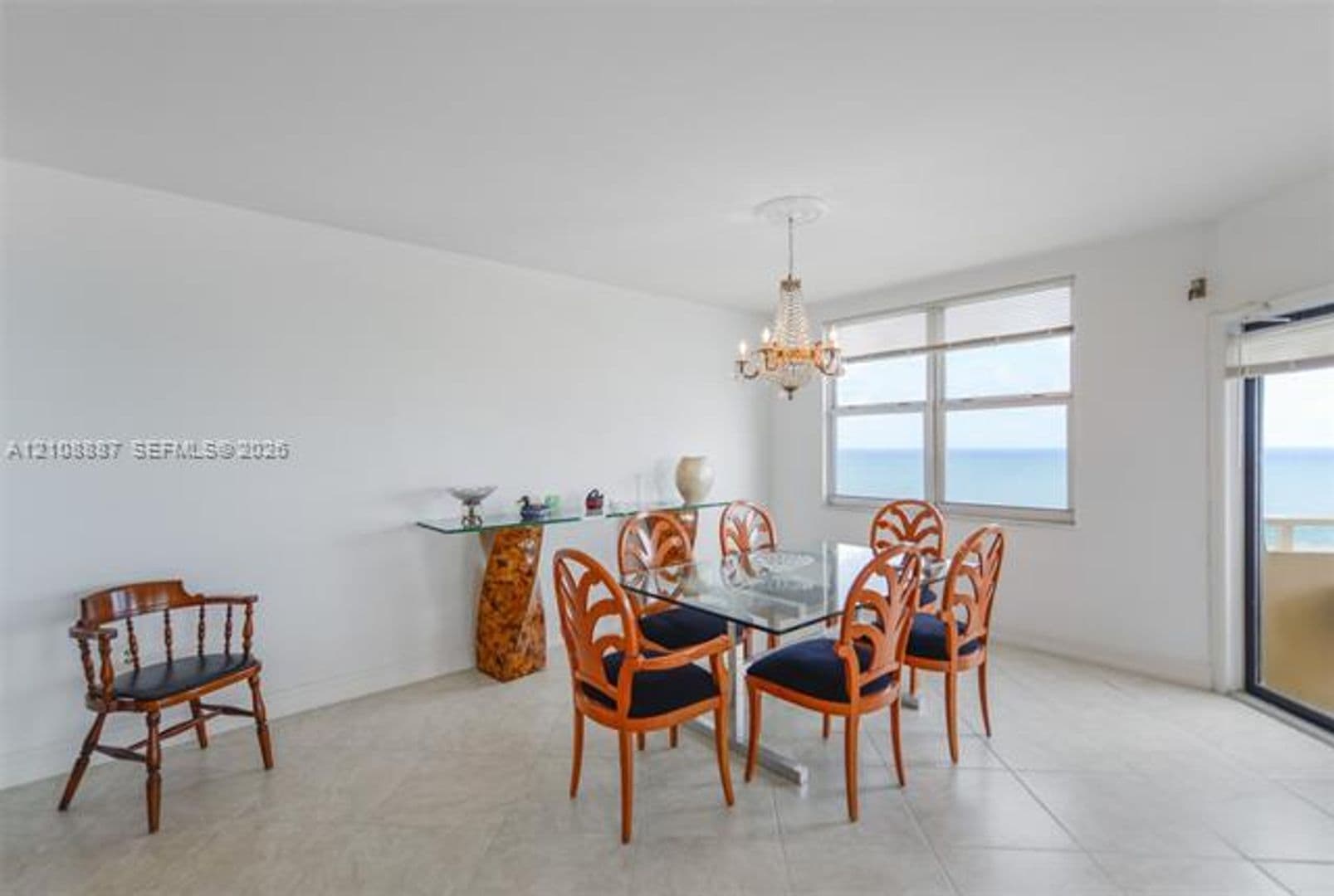 Hallandale Beach Condo: 1950 S Ocean Dr cu-18Q