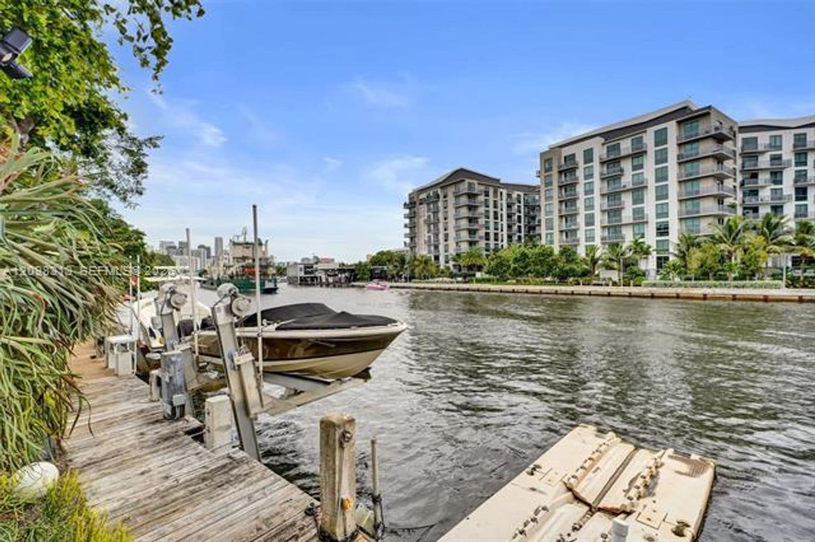 Miami Townhome: 1000 NW N River Dr th 6