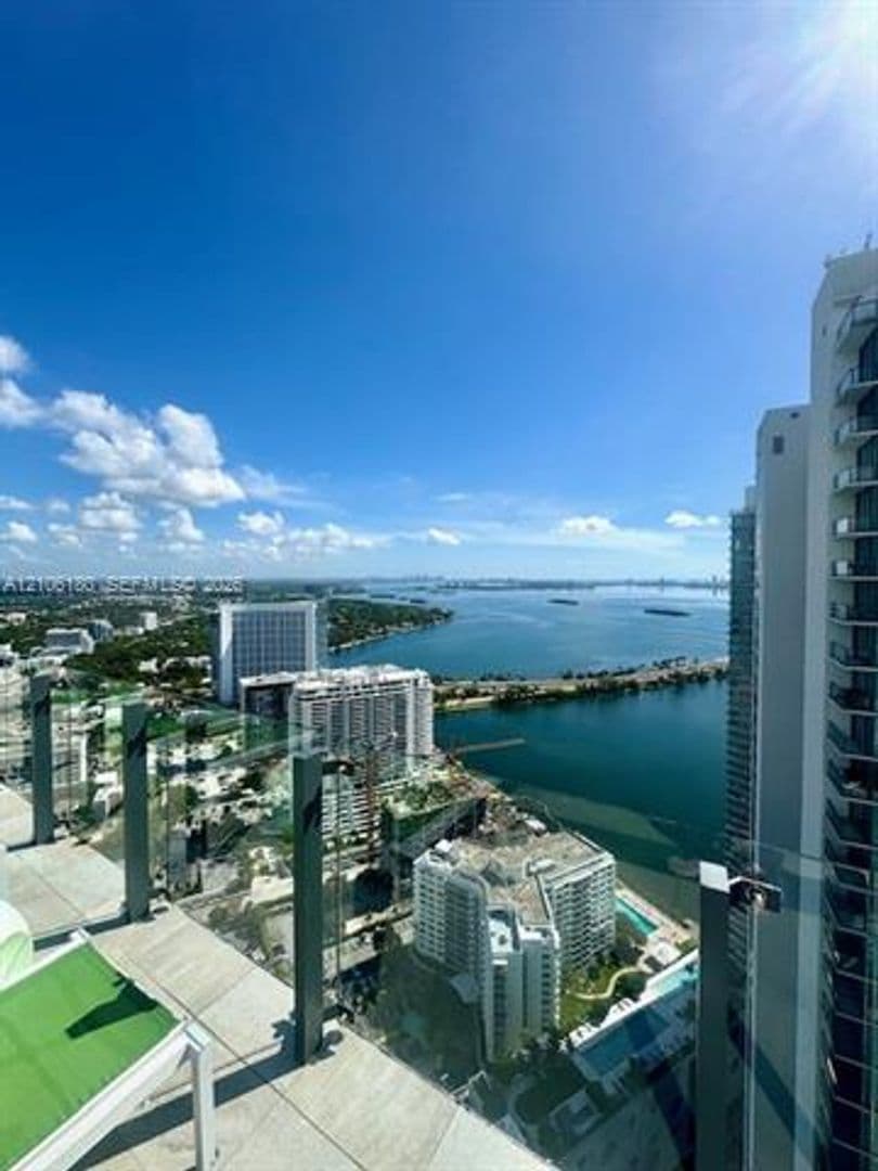 Miami Condo: 501 NE 31st St cu-802