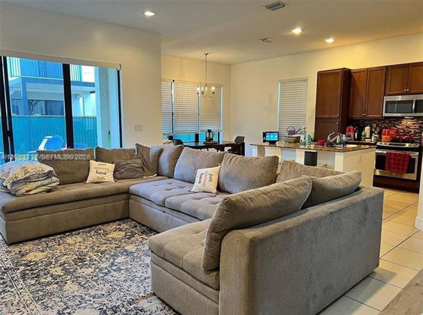 Hialeah House: 3214 W 97th St # 0