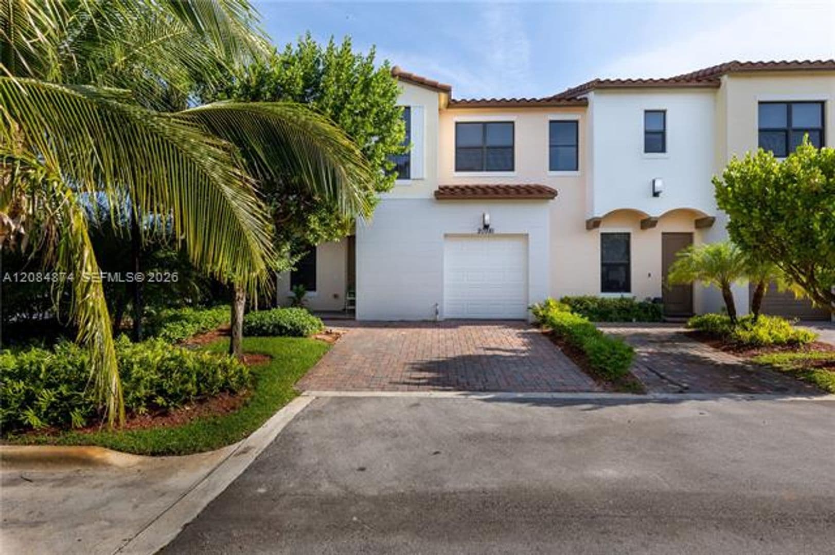 Pembroke Pines Townhome: 20981 NW 1st Ct th 20981