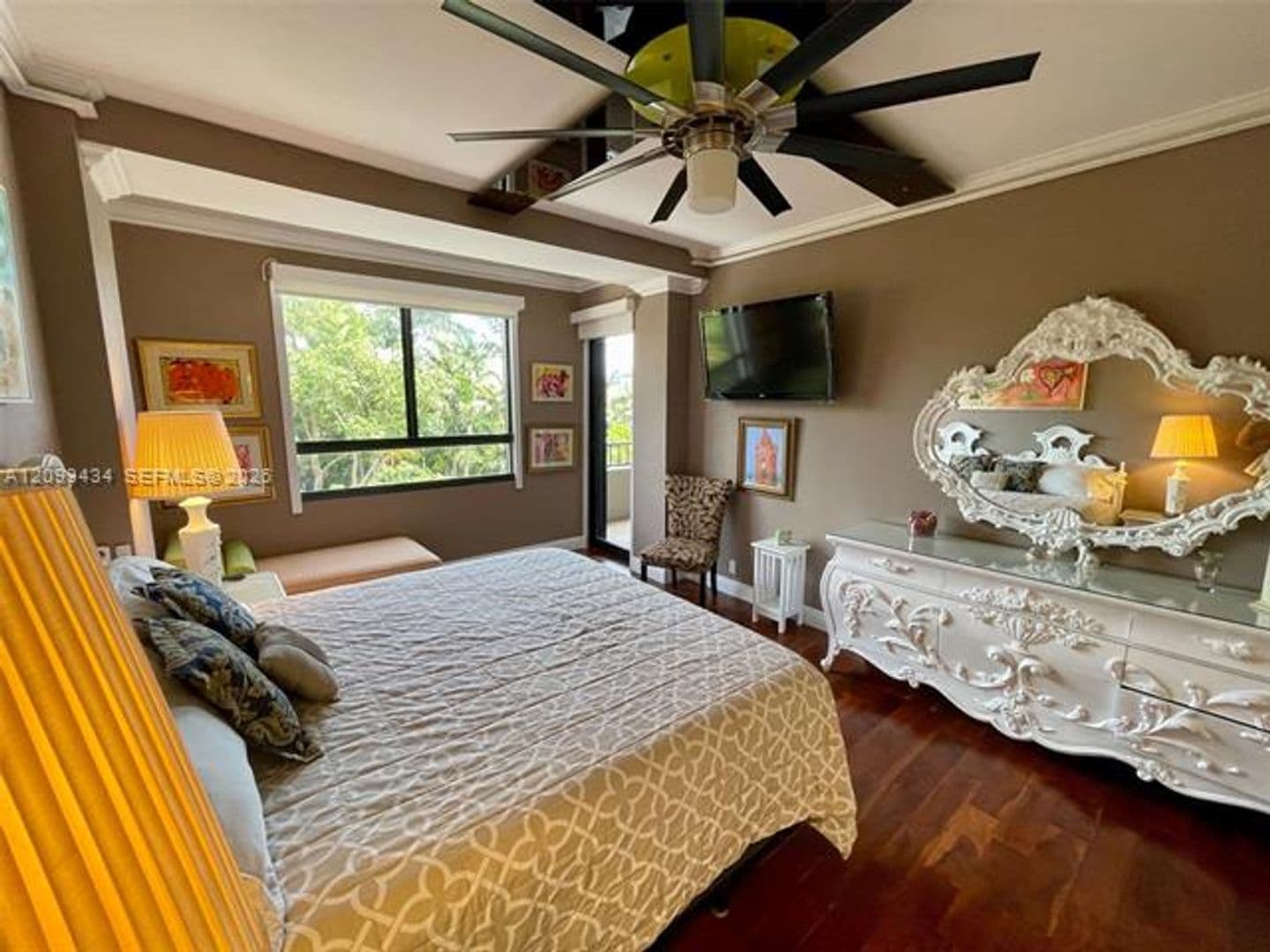 Key Biscayne Condo: 151 N Crandon Blvd cu-430