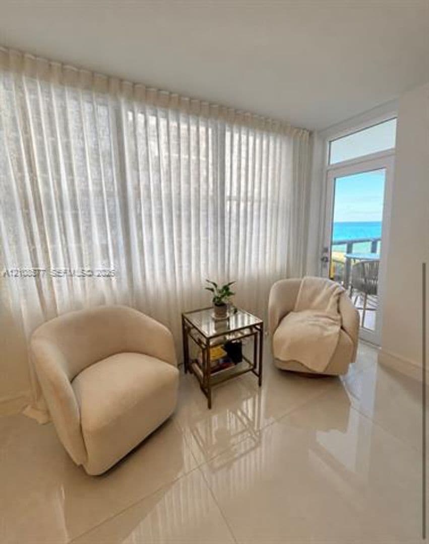 Miami Beach Condo: 6039 Collins Ave cu-715