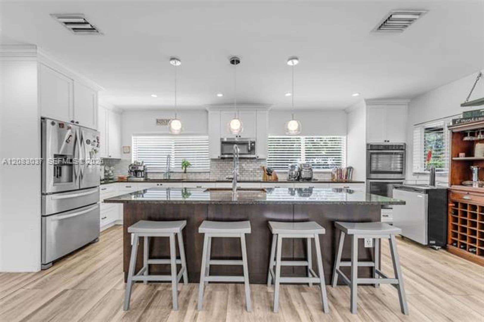 Miami House: 19050 SW 144th Ave # 19050