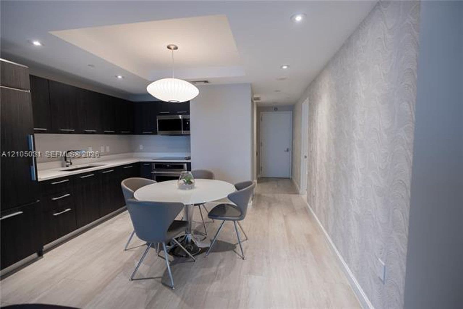 Miami Condo: 45 SW 9th St cu-1705
