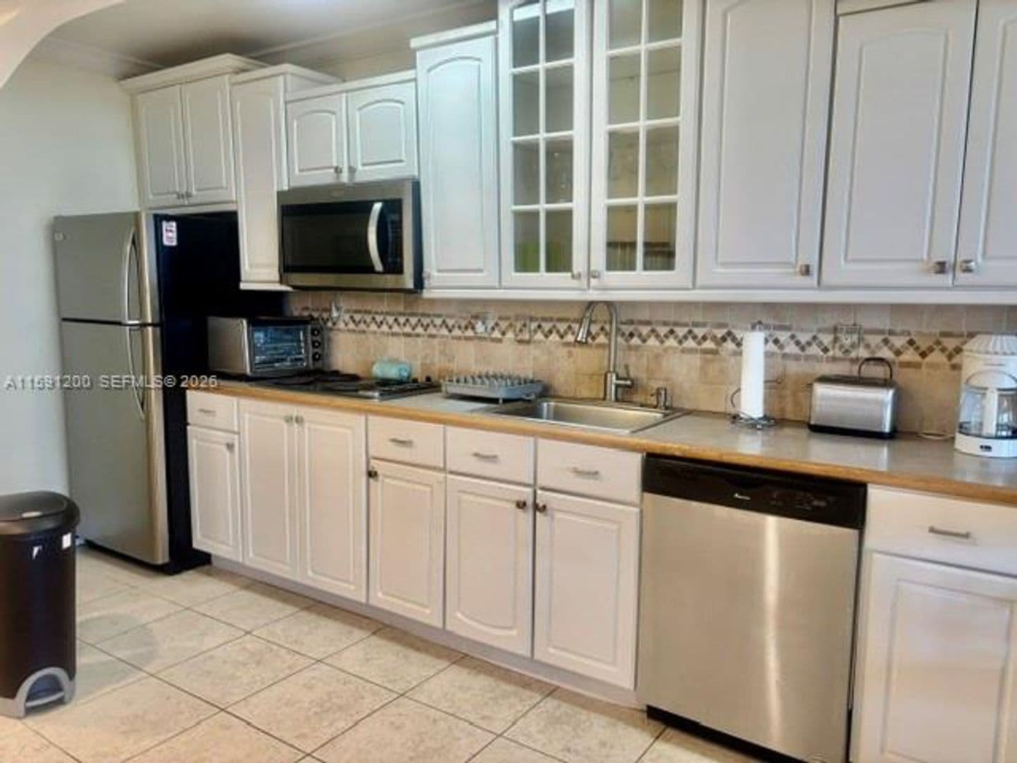 Miami Beach Condo: 100 Lincoln Rd cu-1434