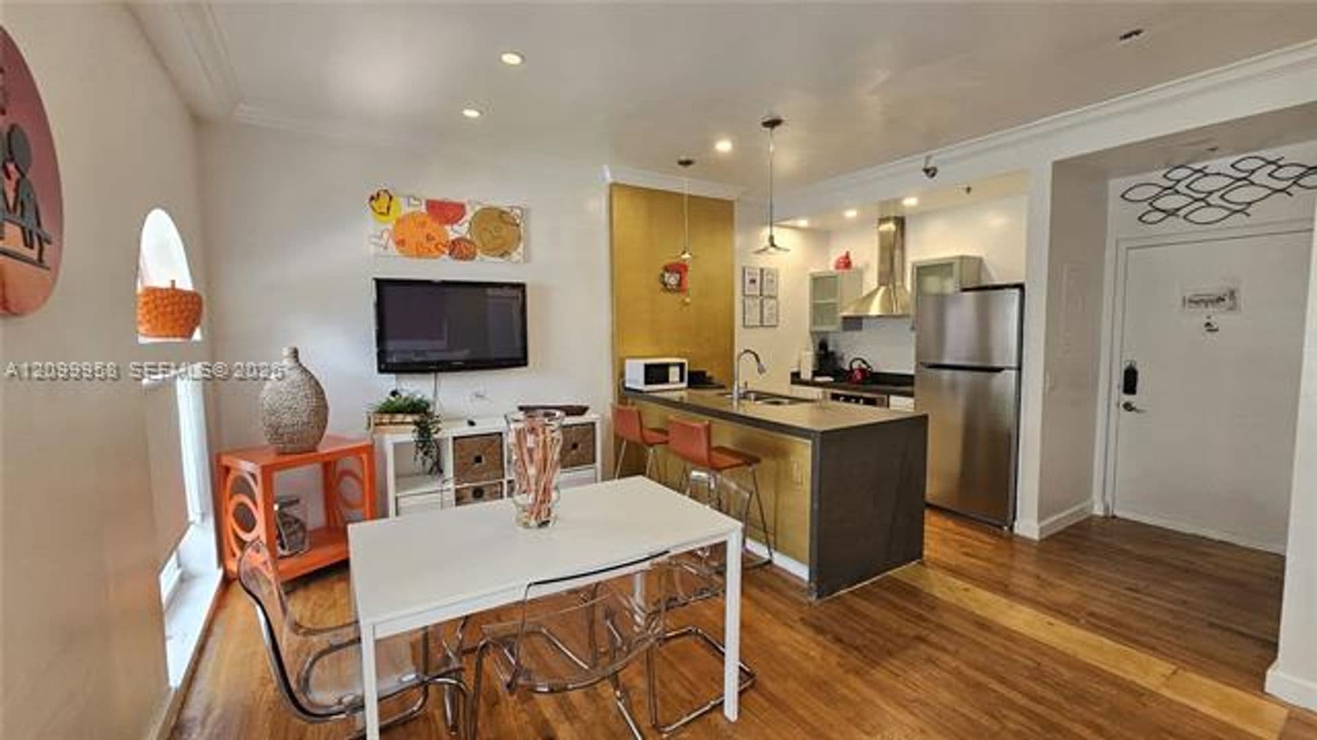 Miami Beach Condo: 130 3rd St cu-101