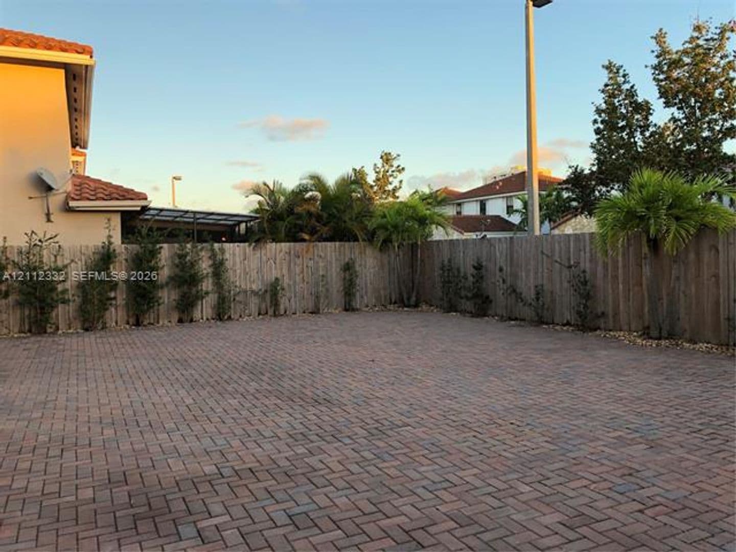 Miami House: 9764 NW 10th Ter # 9764
