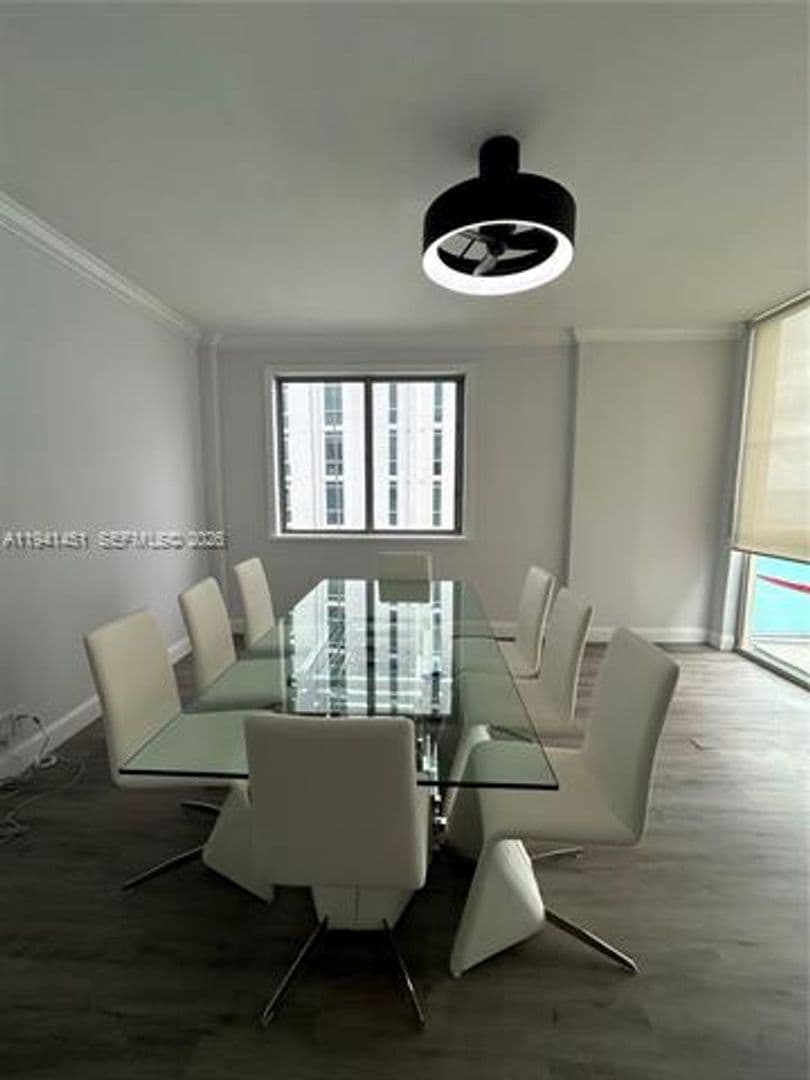Hollywood Condo: 4001 S Ocean Dr cu-PH11