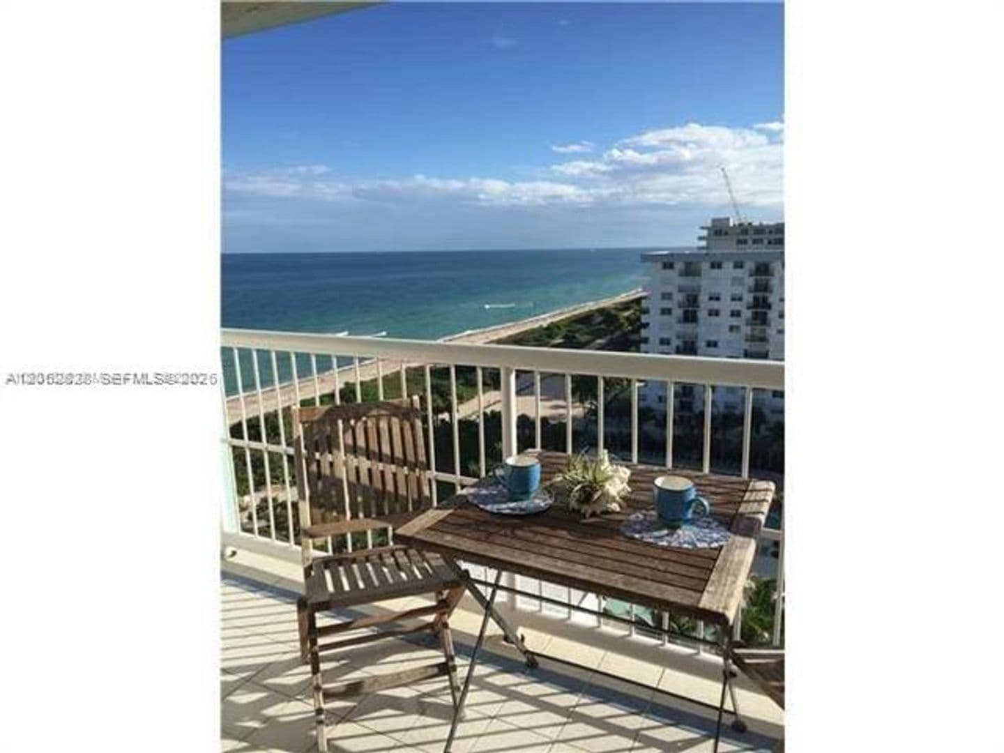 Surfside Condo: 9341 Collins Ave cu-603