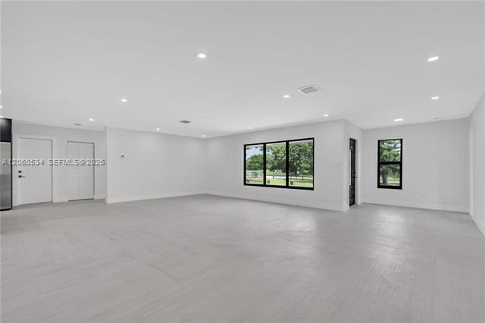 Southwest Ranches House: 17680 SW 54th St # 17680