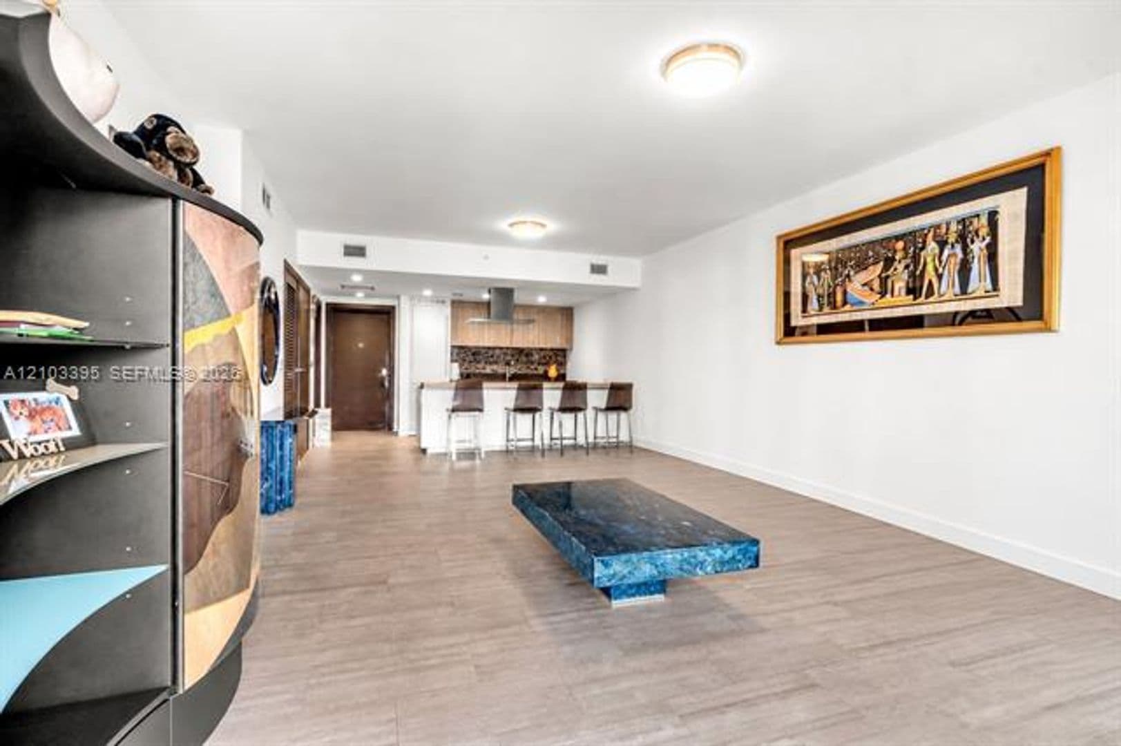 Miami Condo: 1000 Brickell Plz cu-3110