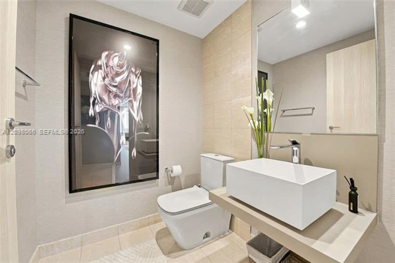 Miami Condo: 1000 Brickell Plz cu-3401