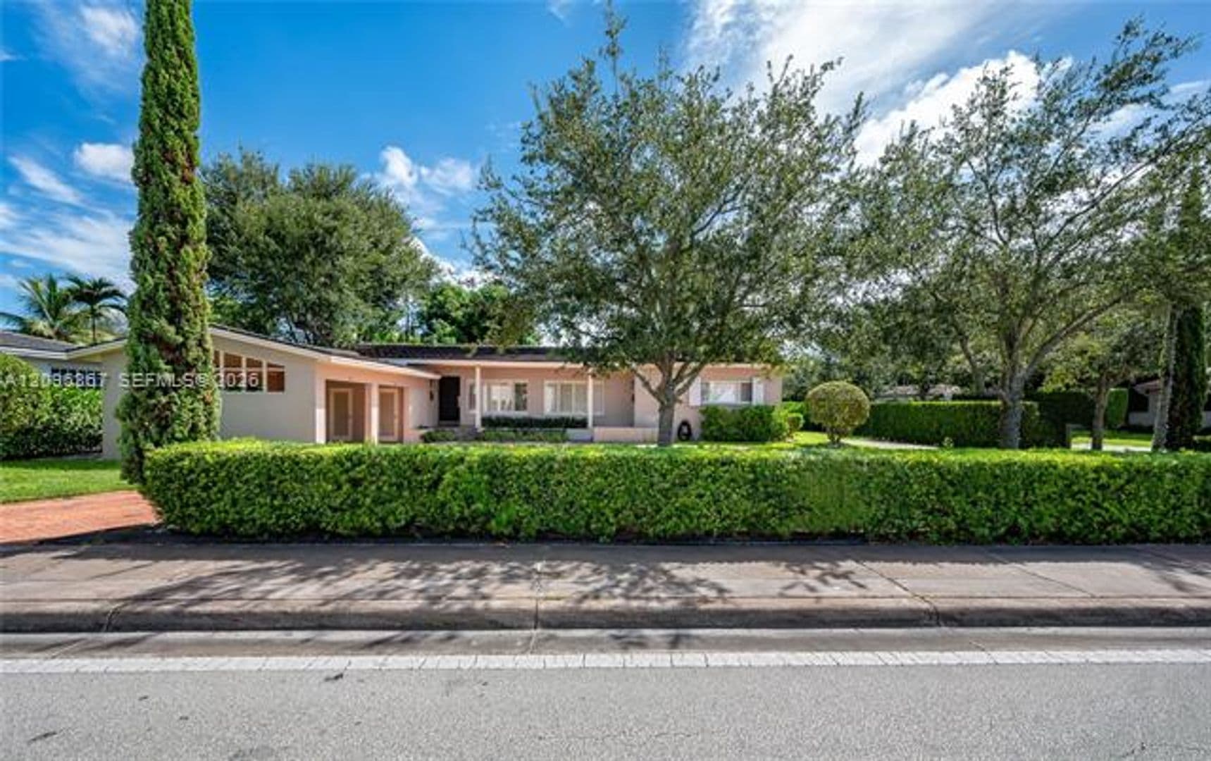 Coral Gables House: 3635 S Le Jeune Rd cu-3635