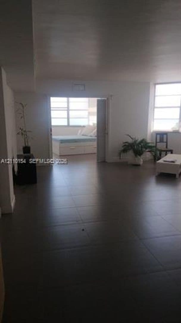 Miami Condo: 801 Brickell Bay Dr cu-667